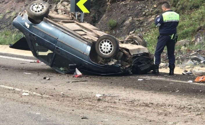 Freni patlayan otomobil devrildi; 1 ölü 4 yaralı