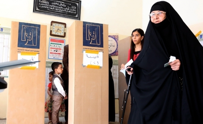 Irak’ta oylar yeniden elle sayılacak
