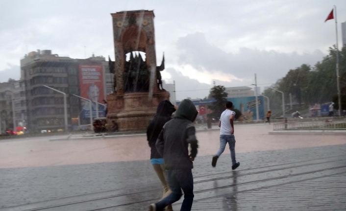 İstanbul’da metrekareye 35 kilo yağış düştü