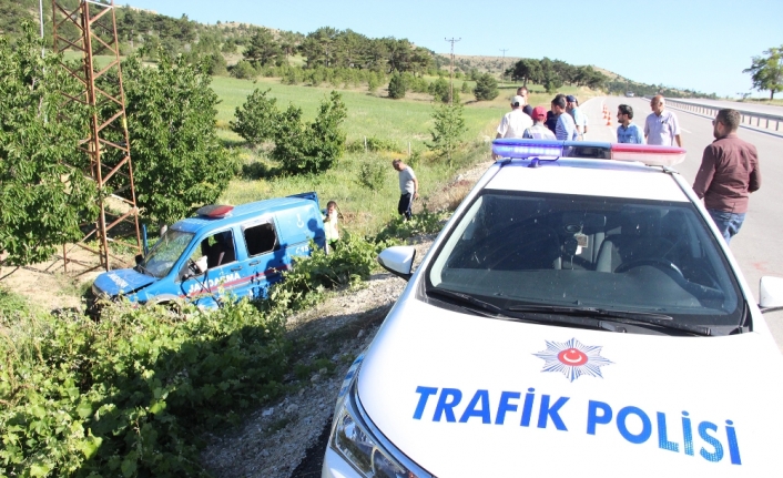 Karaman’da jandarma aracı kaza yaptı: 2 asker yaralı