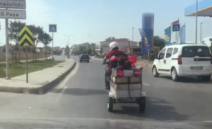 Motosiklet kasasında yolculuk