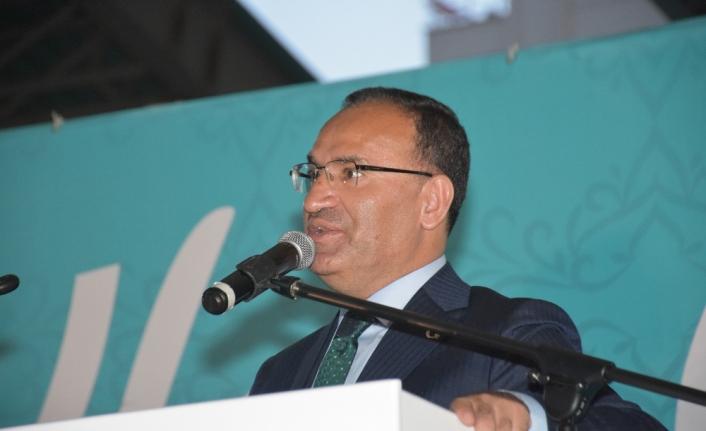 "Muhalefet Türkiye’yi eskiye götürmek istiyor"
