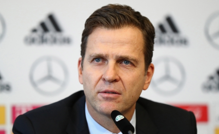 Oliver Bierhoff, Mesut ve İlkay’ı eleştirdi