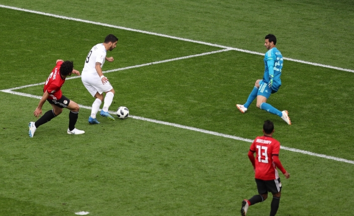 Uruguay Mısır’ı tek golle geçti