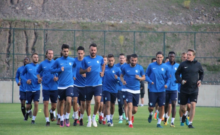 B.B. Erzurumspor’un antrenmanına yoğun ilgi