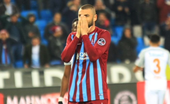 Burak Yılmaz’dan kötü haber