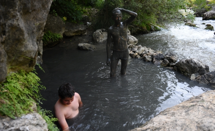 Dağın tepesinde hamam keyfi