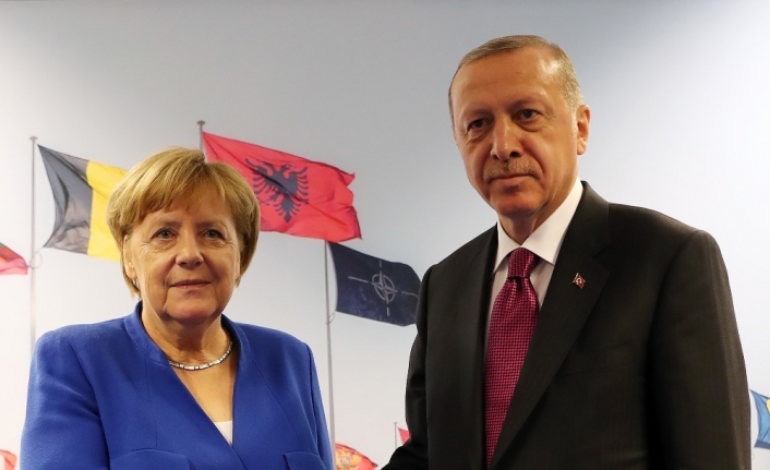 Erdoğan Almanya Başkanı Merkel ile görüştü
