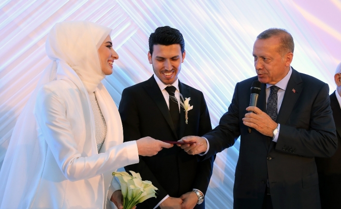 Erdoğan, Numan Kurtulmuş’un kızının nikah törenine katıldı