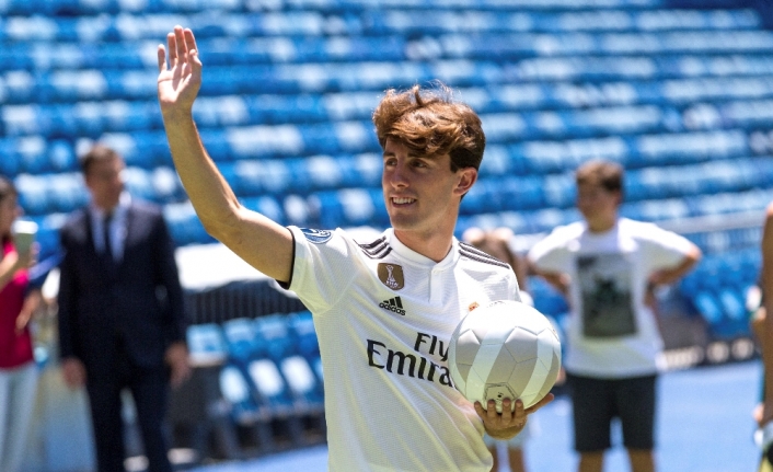 Genç yıldız Real Madrid’e imzayı attı