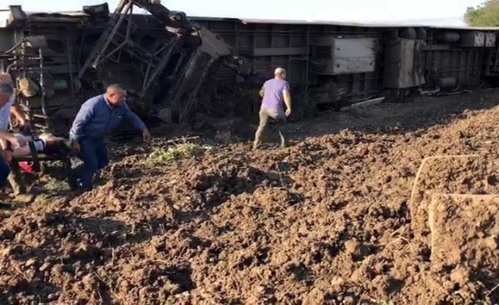 İBB kurtarma araçlarını kaza bölgesine gönderdi