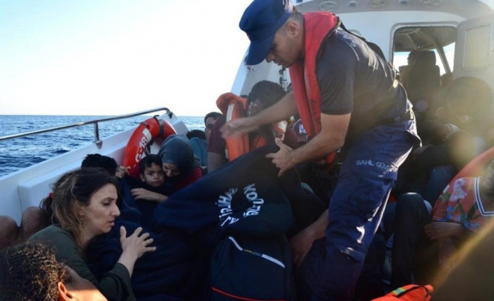 İzmir’de iki günde 90 kaçak göçmen yakalandı