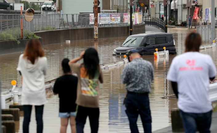 Japonya’da sel: 15 ölü, en az 45 kayıp