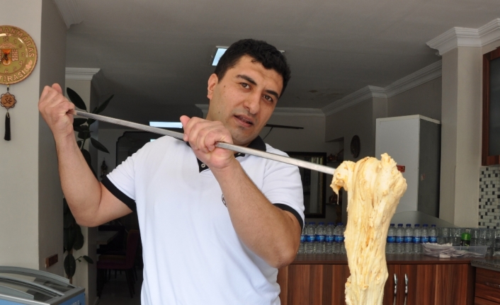 Mesir macunu Maraş dondurmasıyla birleşti