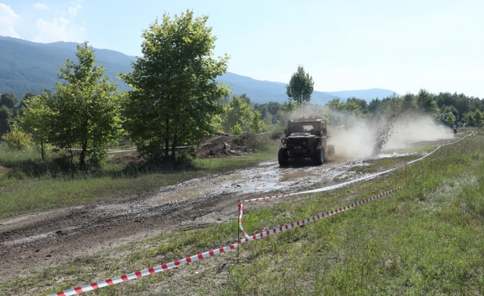 Off-Road yarışları zorlu geçti