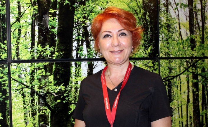 Plastik kapların altındaki rakamlara dikkat