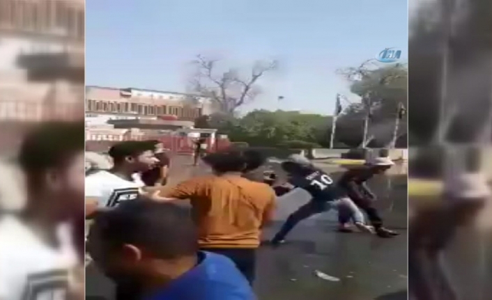 Protesto gösterilerinde 165 kişi yaralandı