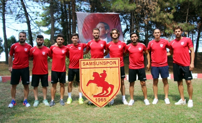 Samsunspor’da 9 imza