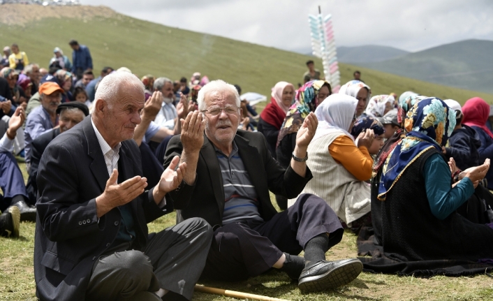 Teröre inat binler Güvende Yayla Şenliğinde buluştu