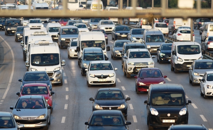 Trafiğe kaydı yapılan taşıt sayısı yüzde 3,1 arttı