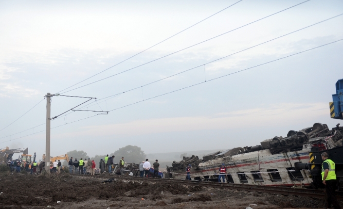 Tren faciasında ölü sayısı 24’e yükseldi