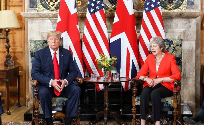 Trump İngiltere Başbakanı May ile görüştü