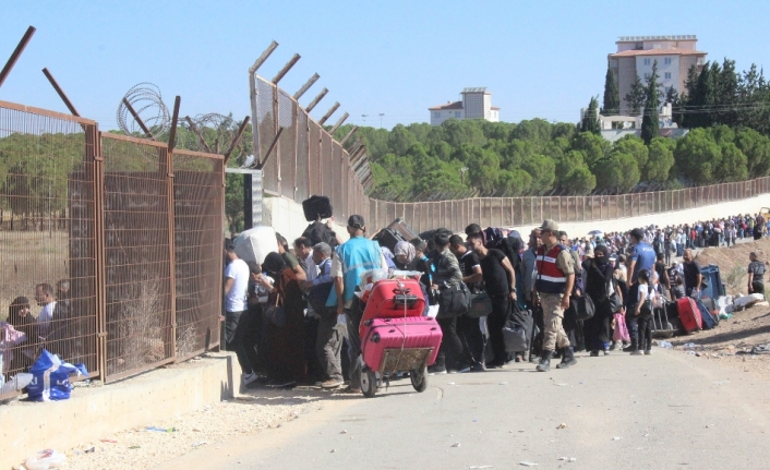 13 bin Suriyeli bayram için gitti