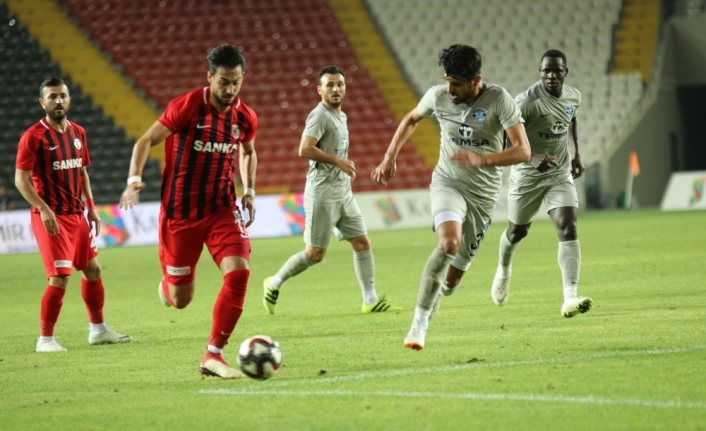 Adana Demir tek golle kazandı