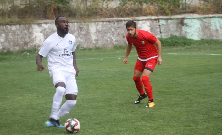 Adana Demirspor hazırlık maçında Kastamonuspor’u yendi