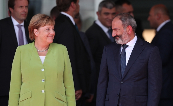 Almanya Başbakanı Merkel, Ermenistan’da