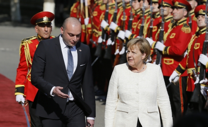 Almanya Başbakanı Merkel Gürcistan’da