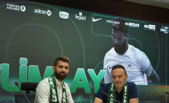 Atiker Konyaspor 3 futbolcuyla sözleşme yeniledi