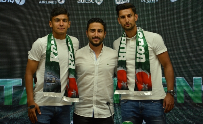 Atiker Konyaspor’da çifte imza