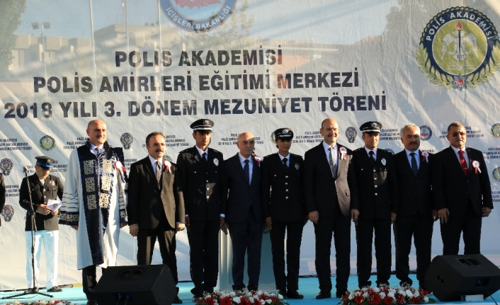 Bakan Soylu’dan yeni polislere uyarılar