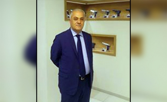 Evinin önünde silahla vurularak öldürüldü