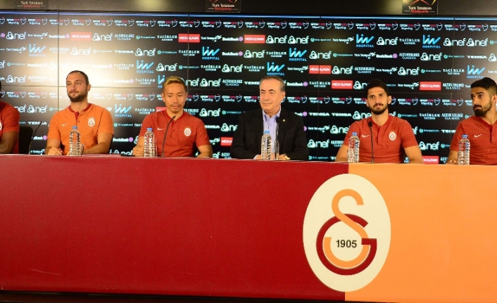 Galatasaray’da toplu imza töreni