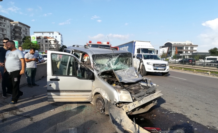 Gebze’de zincirleme kaza: 4 yaralı