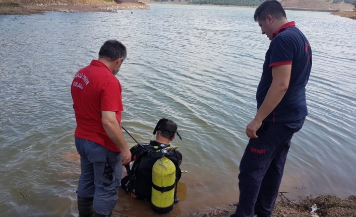 Gölete giren çocuk hayatını kaybetti