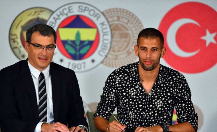 Islam Slimani imzayı attı