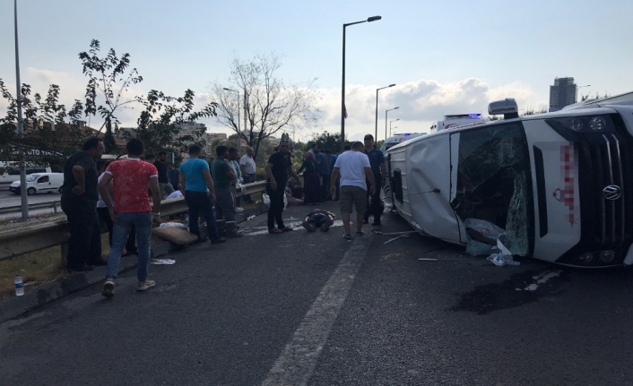 İstanbul’da bayram tatili dönüşü feci kaza: 10 yaralı