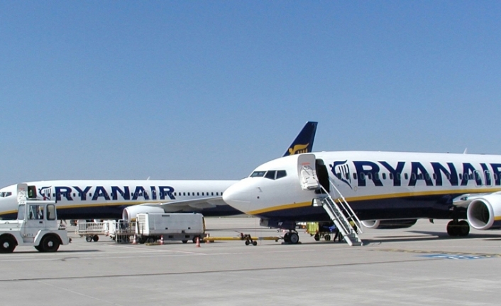 Ryanair pilotları greve gitti, 50 bin yolcu mağdur oldu