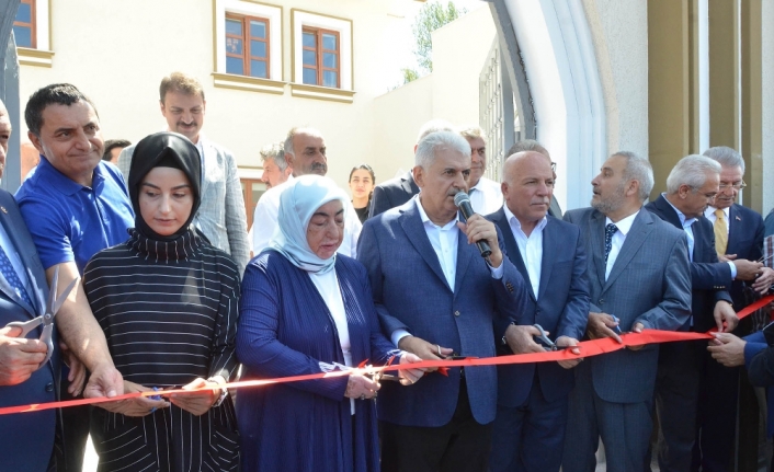 TBMM Başkanı Binali Yıldırım Bilgi Evi’nin açılışını yaptı