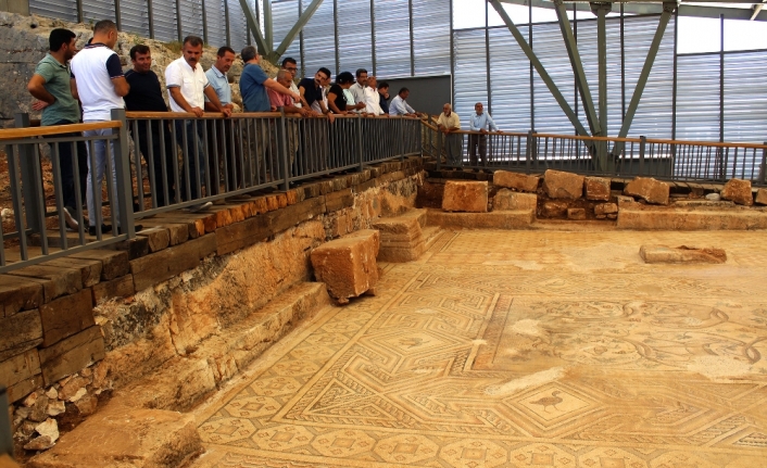 1500 yıllık mozaik görücüye çıktı