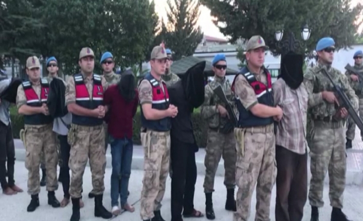 2 askerimizi şehit edip naaşlarını kaçıran 9 terörist, Türkiye’ye böyle getirildi