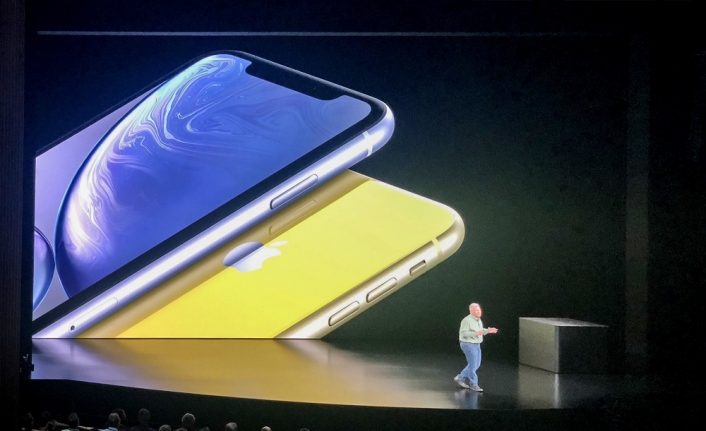 Apple yeni İPhone modellerini tanıttı
