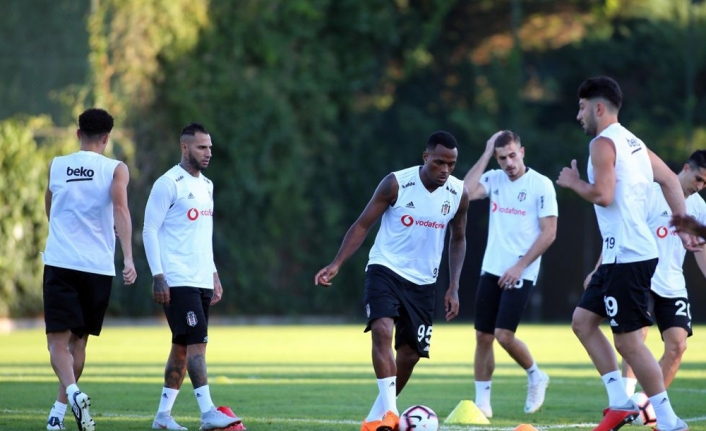 Beşiktaş derbi hazırlıklarına devam etti
