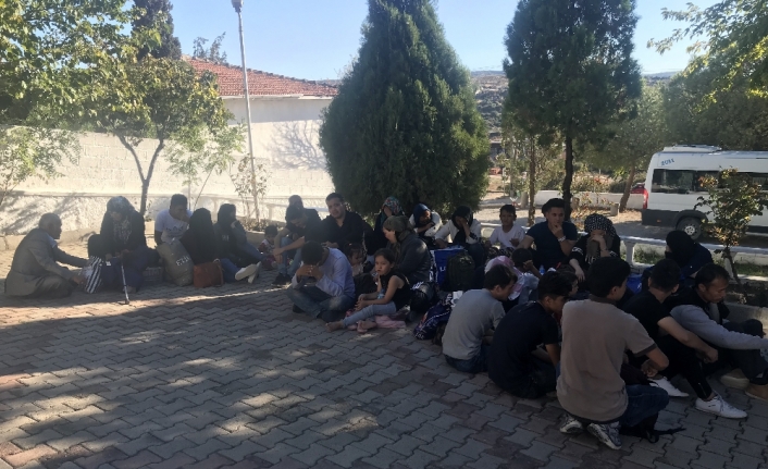 Çanakkale’de 47 kaçak göçmen yakalandı