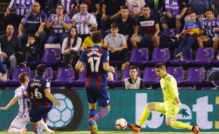 Enes Ünal’lı Real Valladolid, ilk galibiyetini aldı