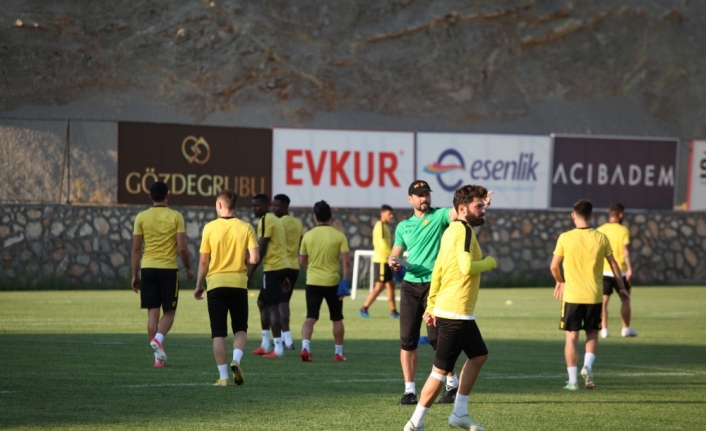 Evkur Yeni Malatyaspor, Beşiktaş maçında puan hedefliyor