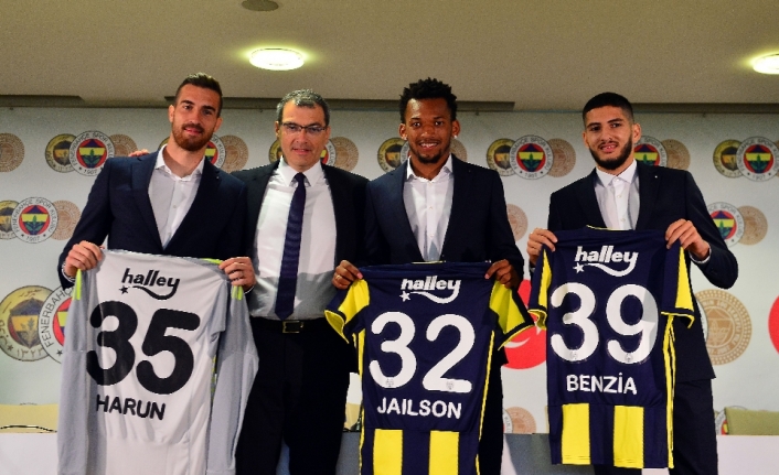 Fenerbahçe’nin yeni transferleri imzayı attı